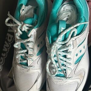 Saucony Women's Athletic Shoes in White and Teal